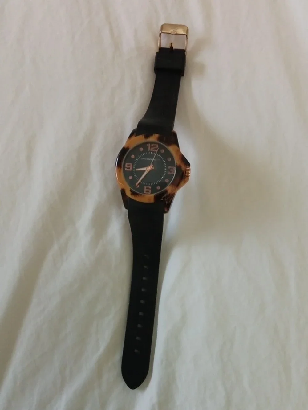 Isaac Mizrahi Black Dial Tortoiseshell Accent Women's Watch